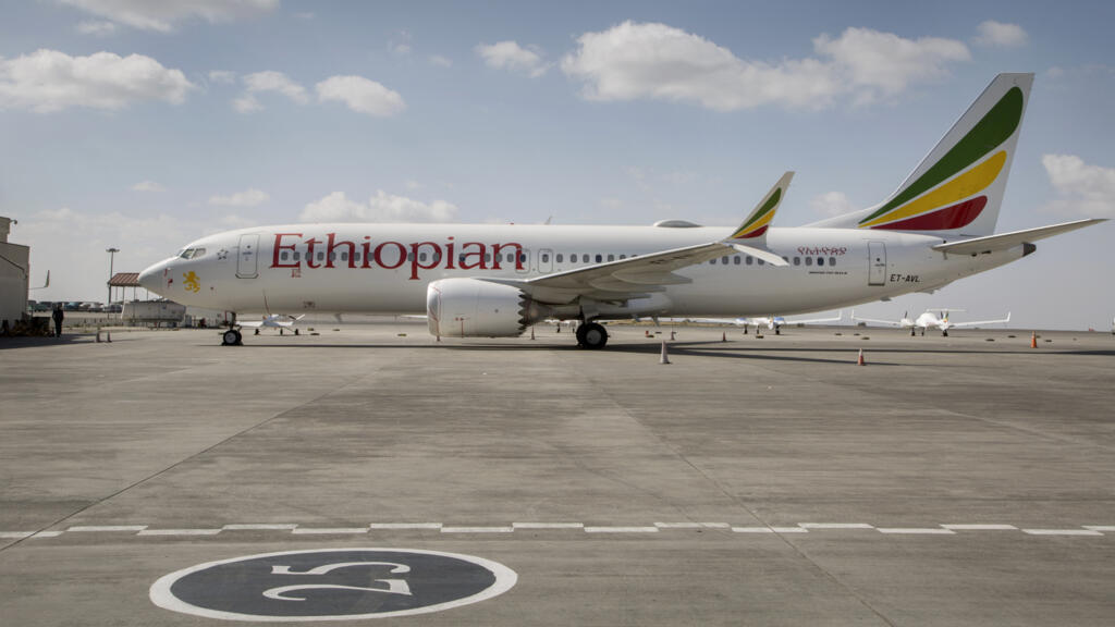 Boeing règle le litige avec un homme ayant perdu toute sa famille dans le crash du 737 MAX en Éthiopie